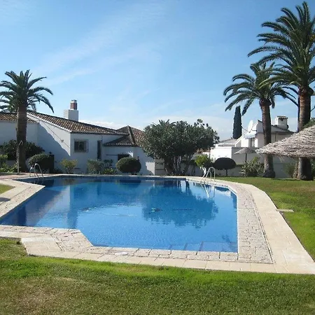 Feriehus Beachfront Townhouse With Spectacular Seaview
