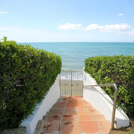Beachfront Townhouse With Spectacular Seaview * Эстепона