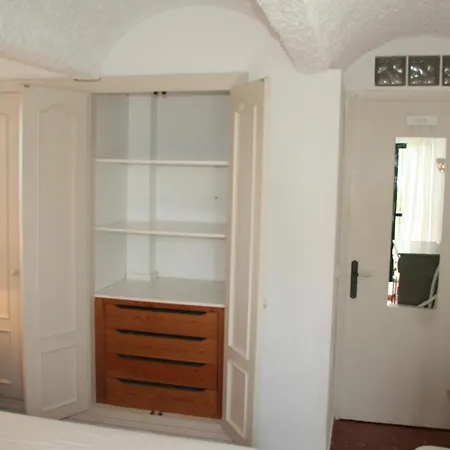 Beachfront Townhouse With Spectacular Seaview Feriehus